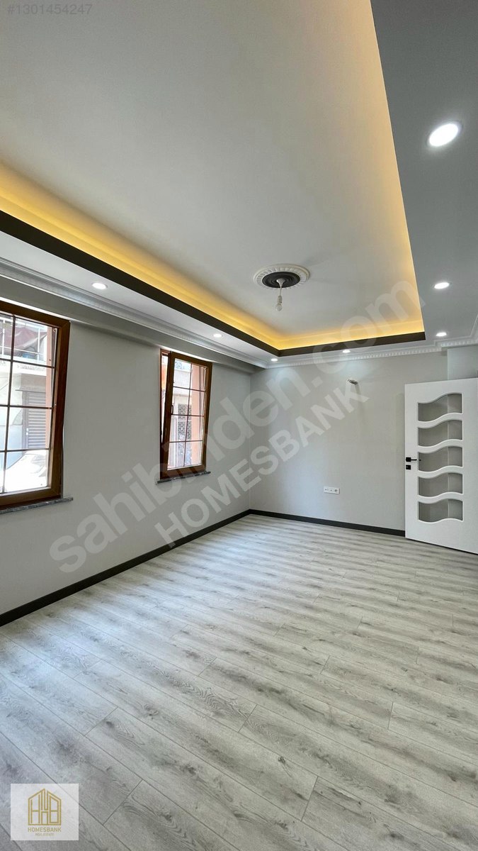 EYÜP SULTAN'DA EMSALSİZ ASANSÖRLÜ İSKANLI GİRİŞ KAT 2+1 DAİRE