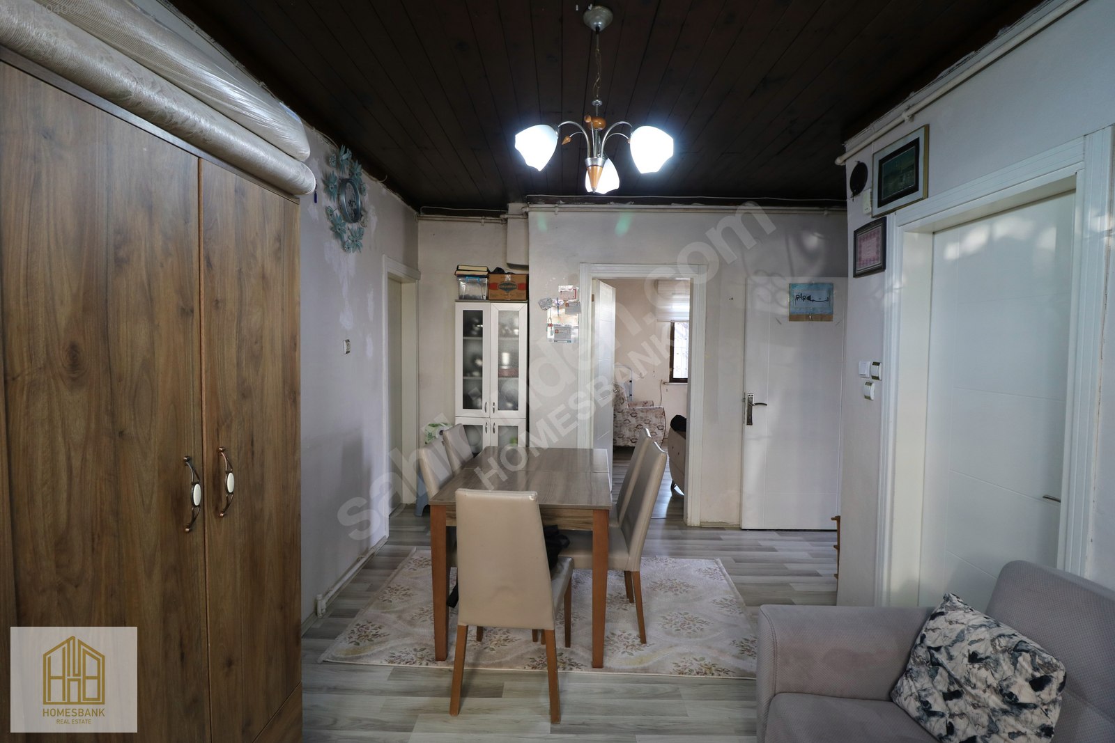 SARIYER HACIOSMAN CUMHURİYET MAHALLESİ 2 ADET 2+1 MÜSTAKİL EV
